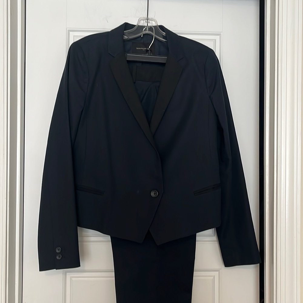 Banana Republic tuxedo style suit jacket size 10, pants size 12